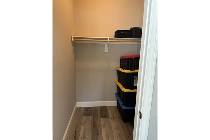 $1000 : Se renta cuarto image 6