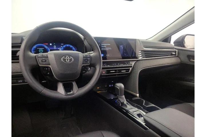 $30998 : Toyota Camry 2025 XLE 4dr Se image 9