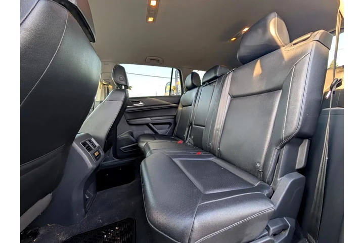 $13995 : 2019 Atlas V6 SE w/Technology image 8