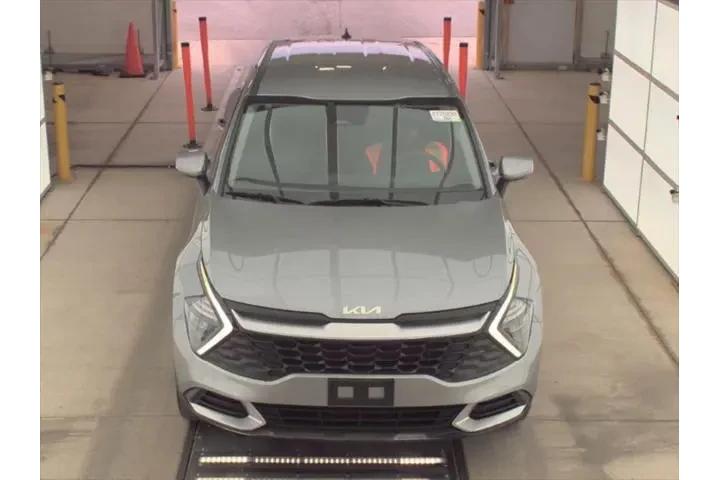 $19793 : Kia Sportage 2023 AWD LX 4dr image 2