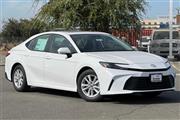 $32058 : Camry LE thumbnail