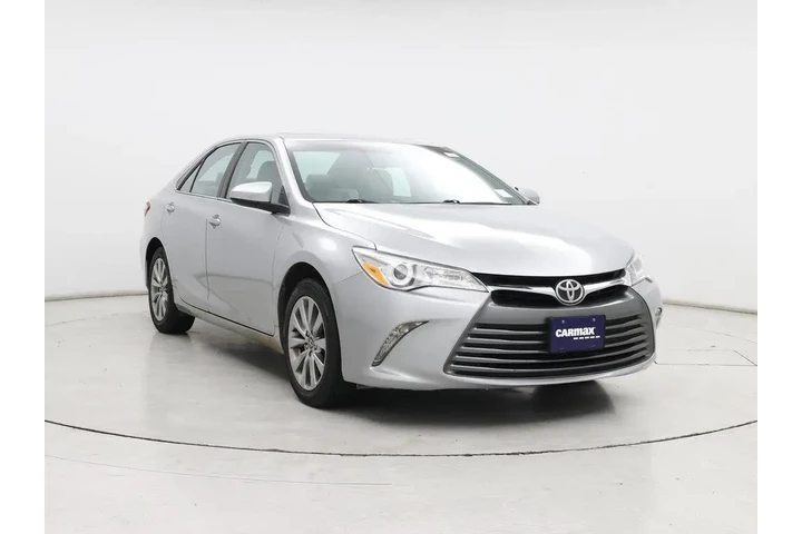$18998 : Toyota Camry 2017 XLE 4dr Se image 1