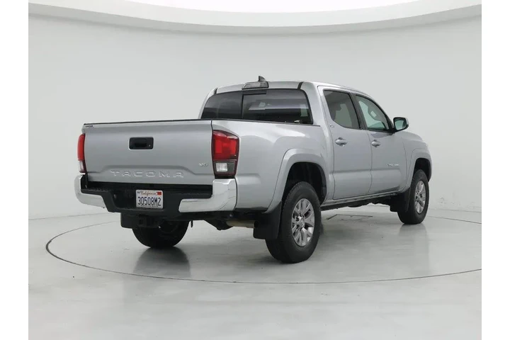 $27998 : Toyota Tacoma 2018 4x2 SR5 V image 8