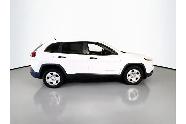 $13000 : Jeep Cherokee 2016 Sport 4dr image 8