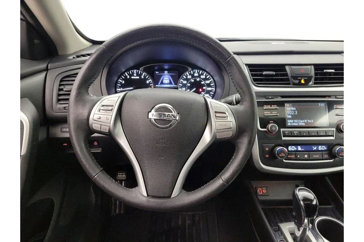 $13998 : Nissan Altima 2017 2.5 4dr S image 10