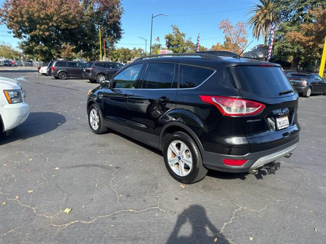 $8500 : 2014 Escape SE image 10