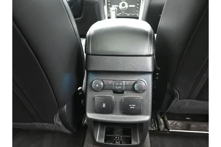 $14777 : Ford Explorer 2018 AWD Plati image 10