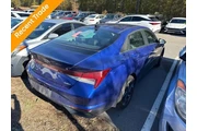 $19599 : Hyundai ELANTRA 2023 Limited thumbnail
