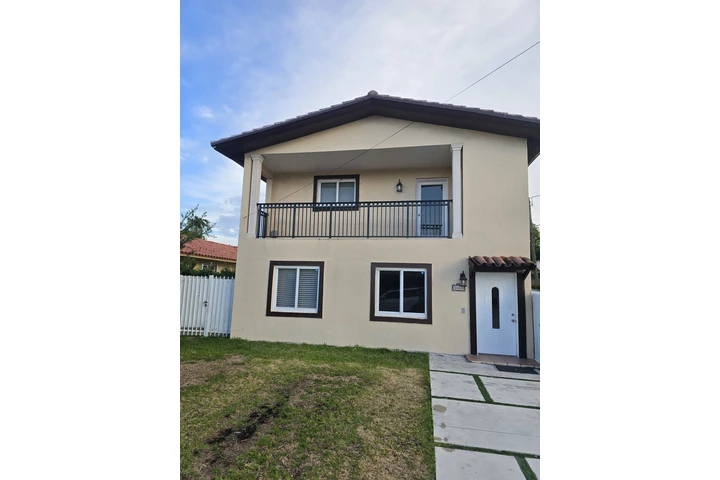 $4300 : Renta edificio image 1