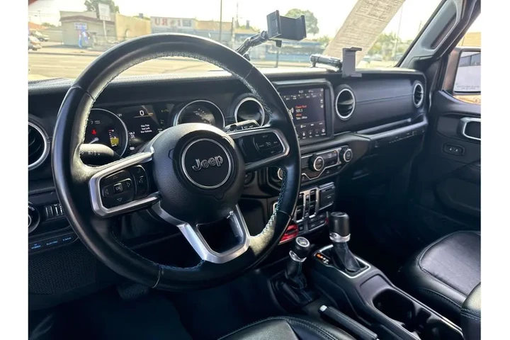 2021 Jeep Wrangler Unlimited image 8