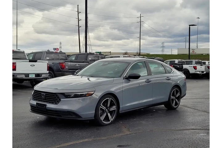 $29094 : Honda Accord Hybrid 2023 Spo image 8