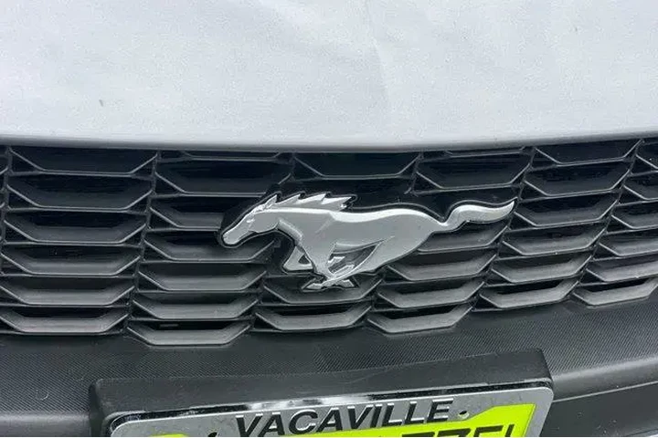 $32828 : Ford Mustang 2025 EcoBoost 2 image 8