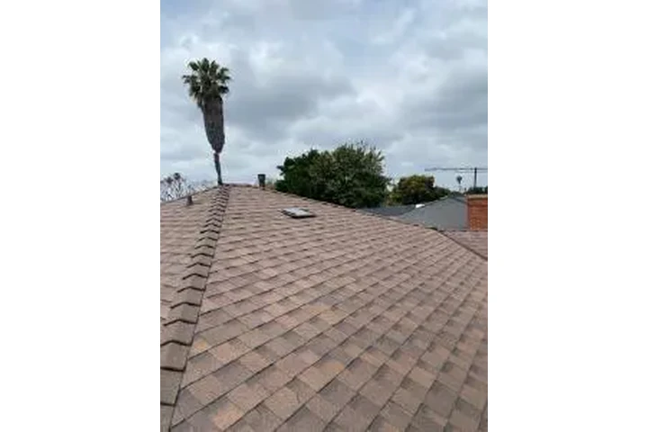 🌟🏠 SANTA CRUZ ROOFING 🏠🌟 image 3