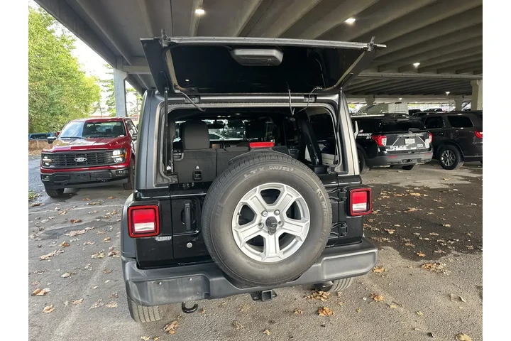 $23500 : Jeep Wrangler Unlimited 2020 image 7