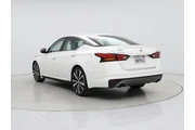$16998 : Nissan Altima 2020 2.5 SR 4d thumbnail