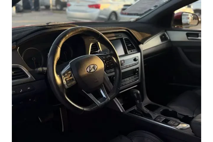 $12000 : 2015 HYUNDAI SONATA2015 HYUND image 10