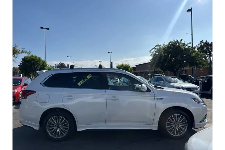 $21999 : 2019 Outlander PHEV GT image 6