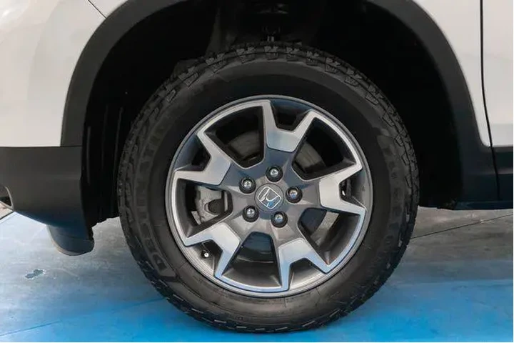 $35158 : Honda Passport 2023 AWD Trai image 2