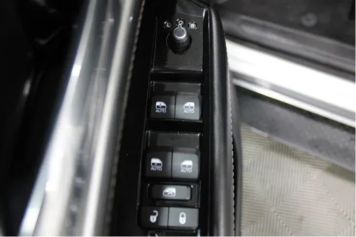 $38982 : Jeep Wagoneer 2022 4x4 Serie image 7