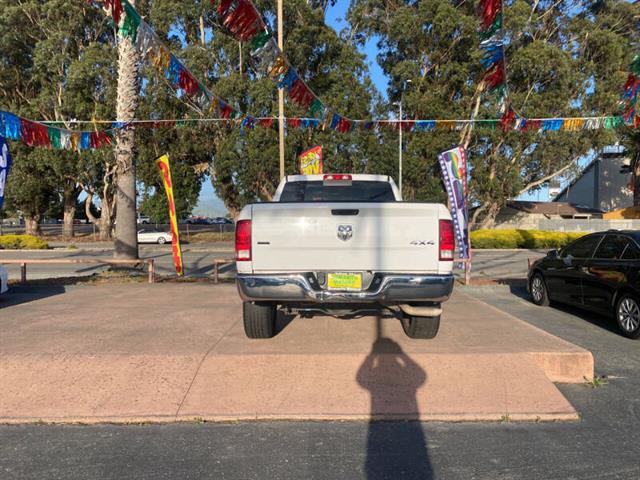 $26999 : 2018 RAM 1500 SLT image 5