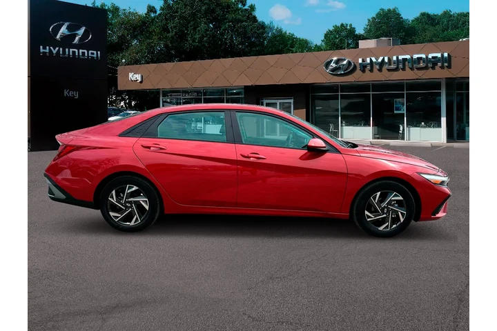 $21697 : Hyundai ELANTRA 2024 SEL 4dr image 9
