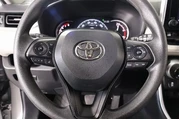 $30535 : Toyota RAV4 2024 XLE 4dr SUV thumbnail