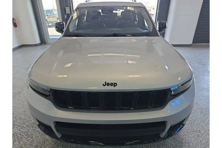 $34999 : Jeep Grand Cherokee L 2024 4 image 2