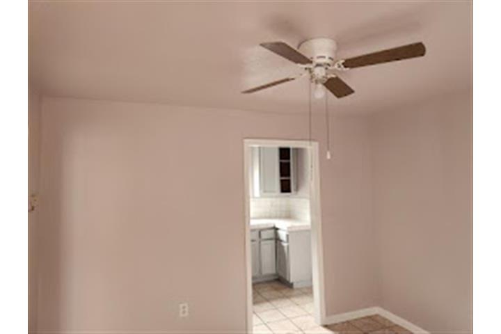 $1725 : APARTAMENTO EN HUNTINGTON PARK image 6