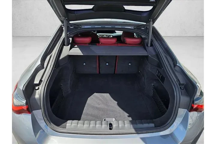 $32243 : BMW i4 2023 eDrive35 Gran Co image 6