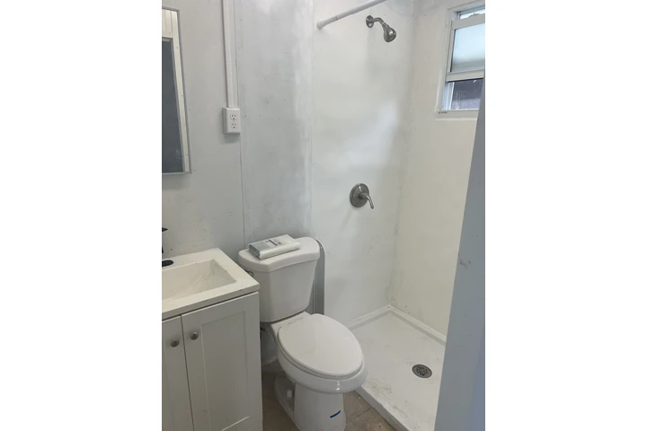 $1000 : Eficienci en renta image 4