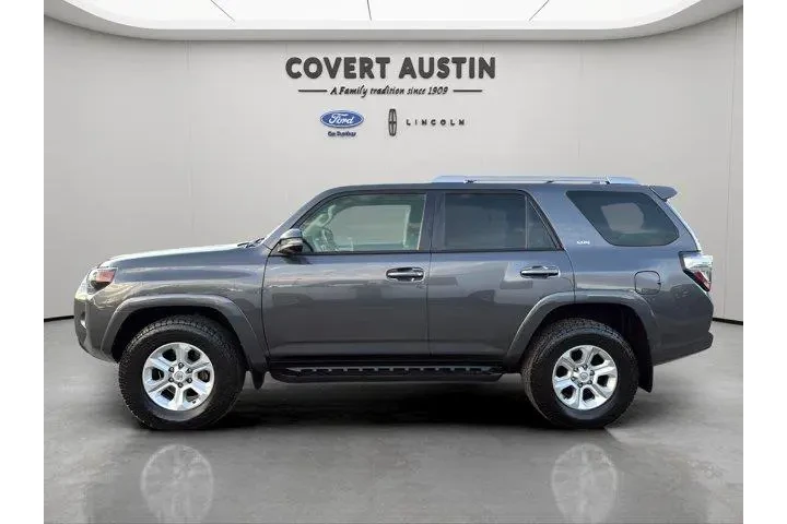 $32968 : Toyota 4Runner 2017 4x4 SR5 image 2