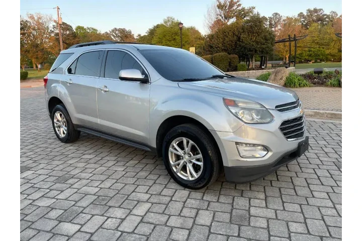 $5995 : 2017 Equinox LT image 3