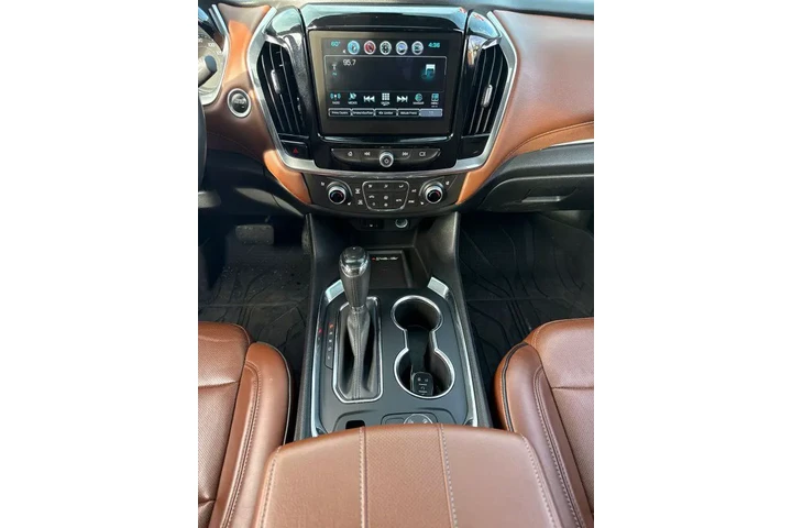 $14995 : 2018 Traverse High Country image 9