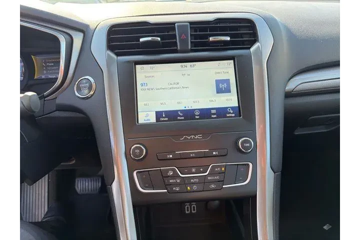 $16998 : Ford Fusion Hybrid 2020 SE 4 image 10