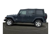 $19030 : Jeep Wrangler Unlimited 2017 thumbnail