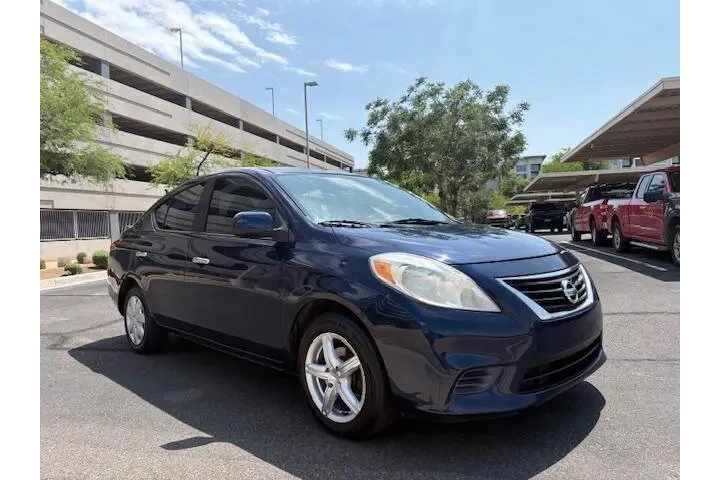 $4995 : 2013 Versa 1.6 SV image 4