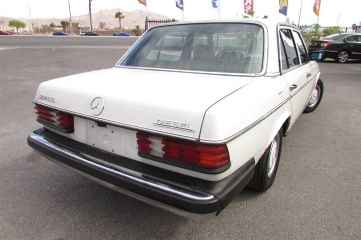$8995 : 1981 Mercedes-Benz 240-Class image 7