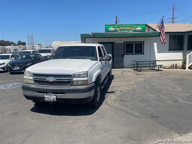 2005 Silverado 2500 LT Truck image 3