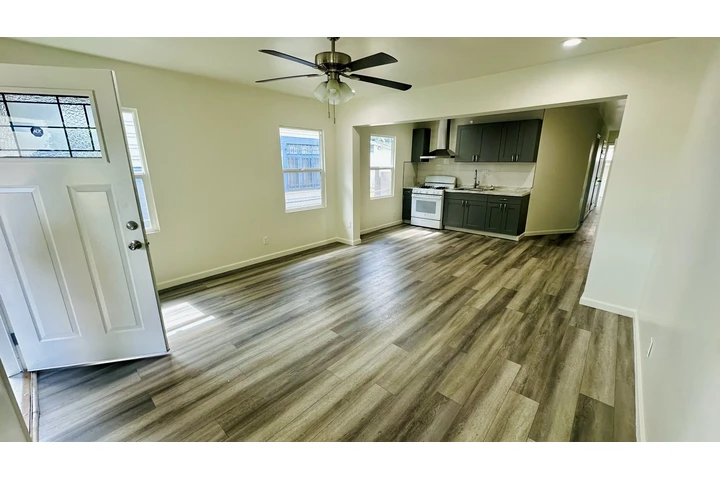 $2500 : Casa de Renta image 8