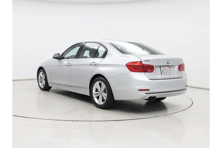 $17998 : BMW 3 Series 2017 330i 4dr S image 2