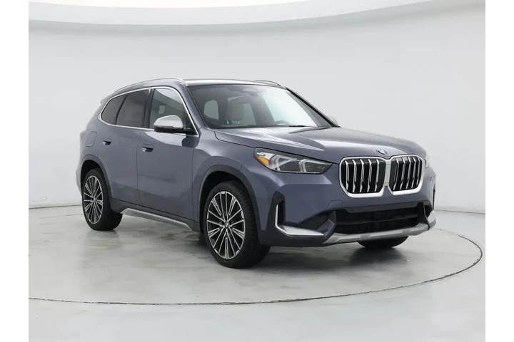 $30998 : BMW X1 2023 AWD xDrive28i 4d image 1