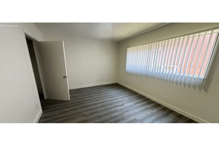 $1895 : Westland @ Roxanne Apartments image 5