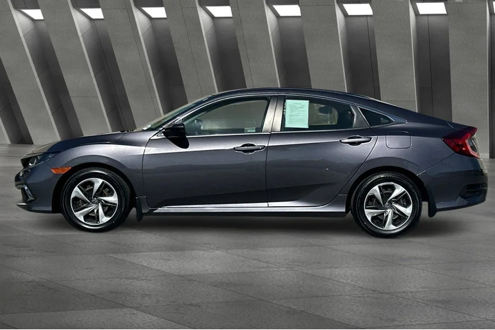 $20500 : Honda Civic 2019 LX 4dr Seda image 8