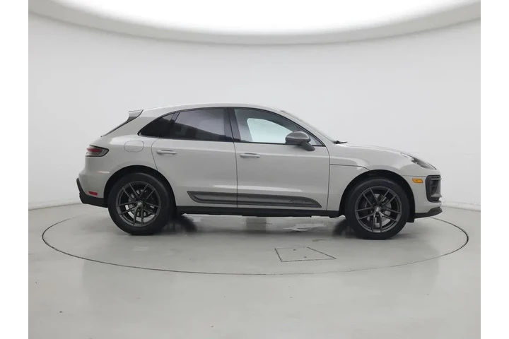 $39998 : Porsche Macan 2023 AWD T 4dr image 7