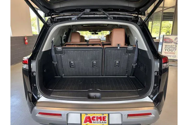 $39795 : Nissan Pathfinder 2024 AWD P image 10
