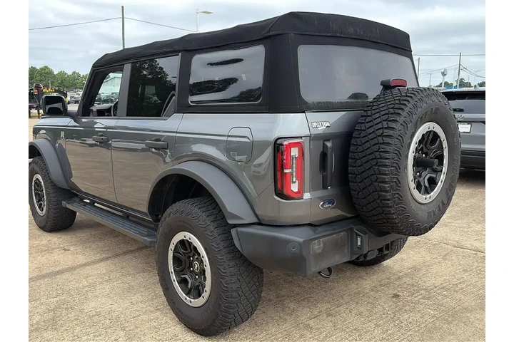 $33959 : Ford Bronco 2022 4x4 Base Ad image 2