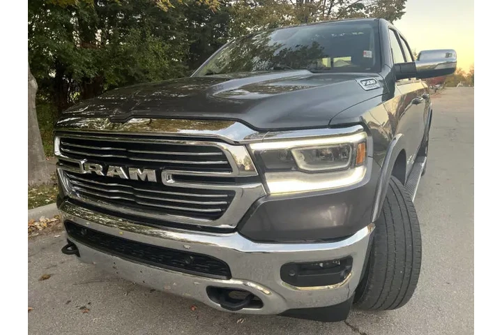 $23995 : 2019 RAM 1500 Laramie image 4