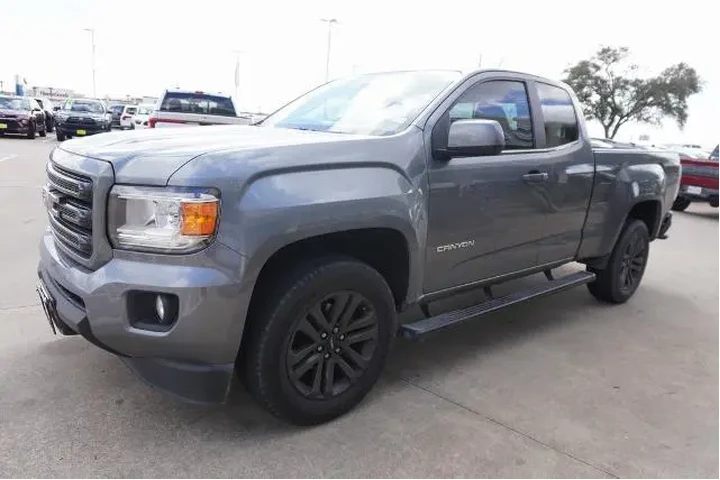 $23988 : GMC Canyon 2020 4x2 SLE 4dr image 3