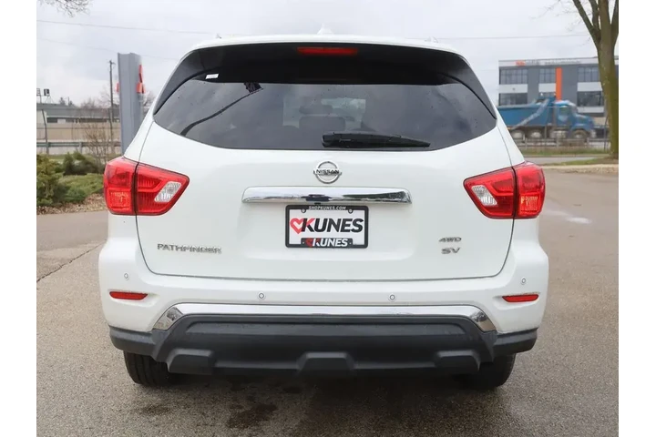 $17777 : Nissan Pathfinder 2019 4x4 S image 8