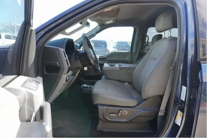 $14988 : Ford F-150 2015 4x2 XLT 4dr image 7